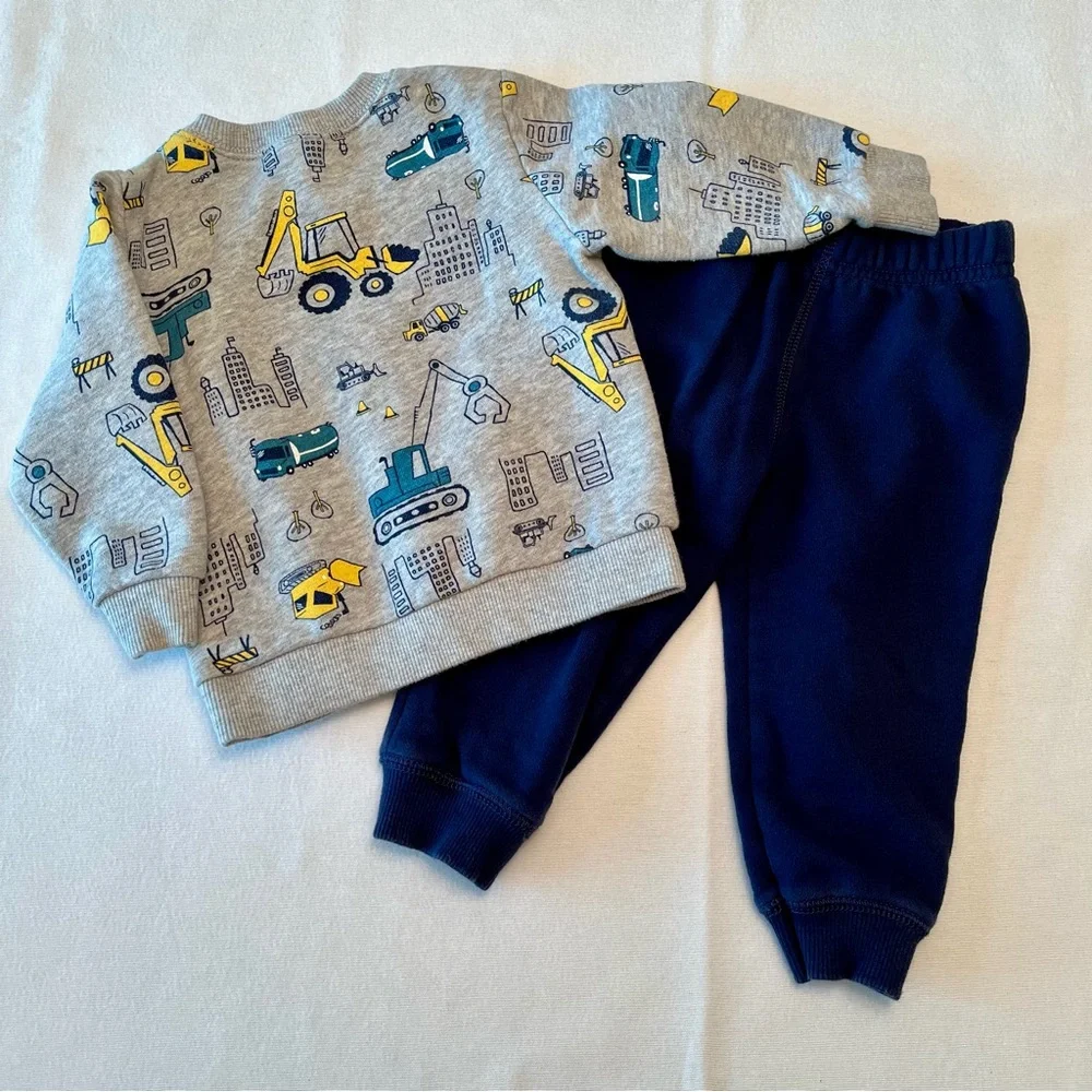 Carters Boys 2 Piece Construction Trucks Sweatshirt & Fleece Joggers Set 18M